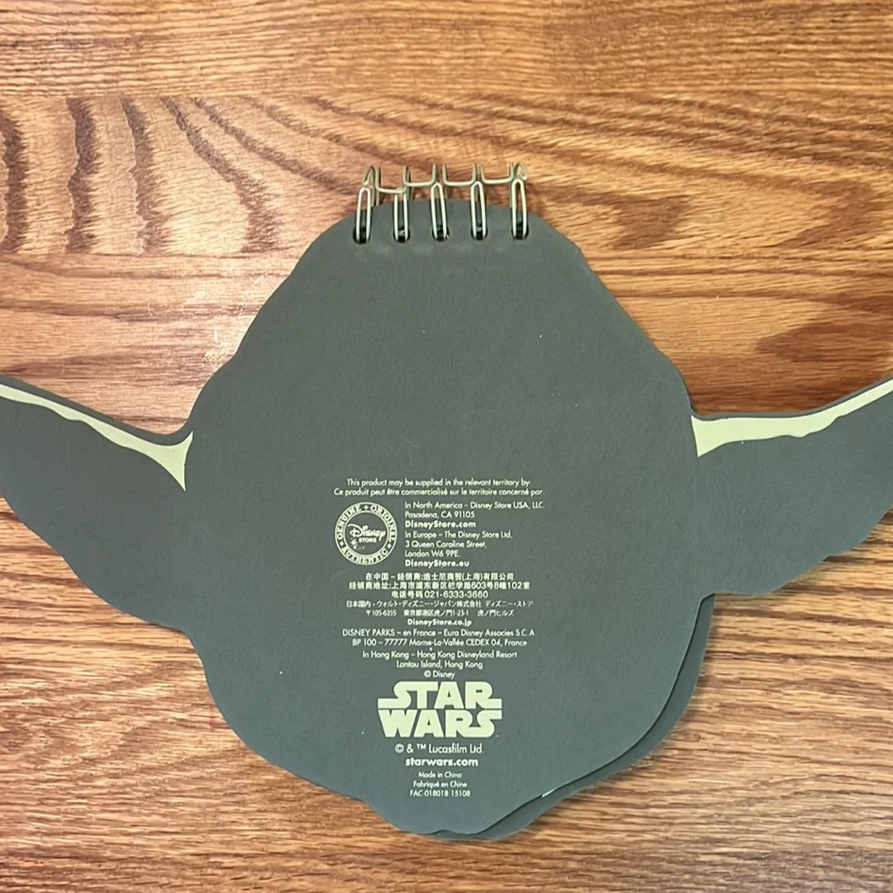 Disney nwot 3d